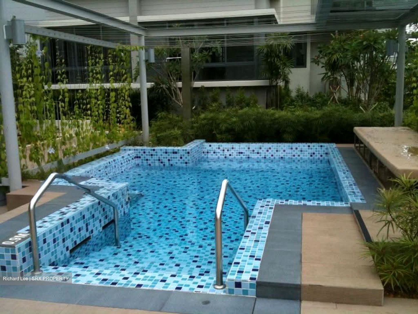 Residences Botanique (D19), Condominium #625475031